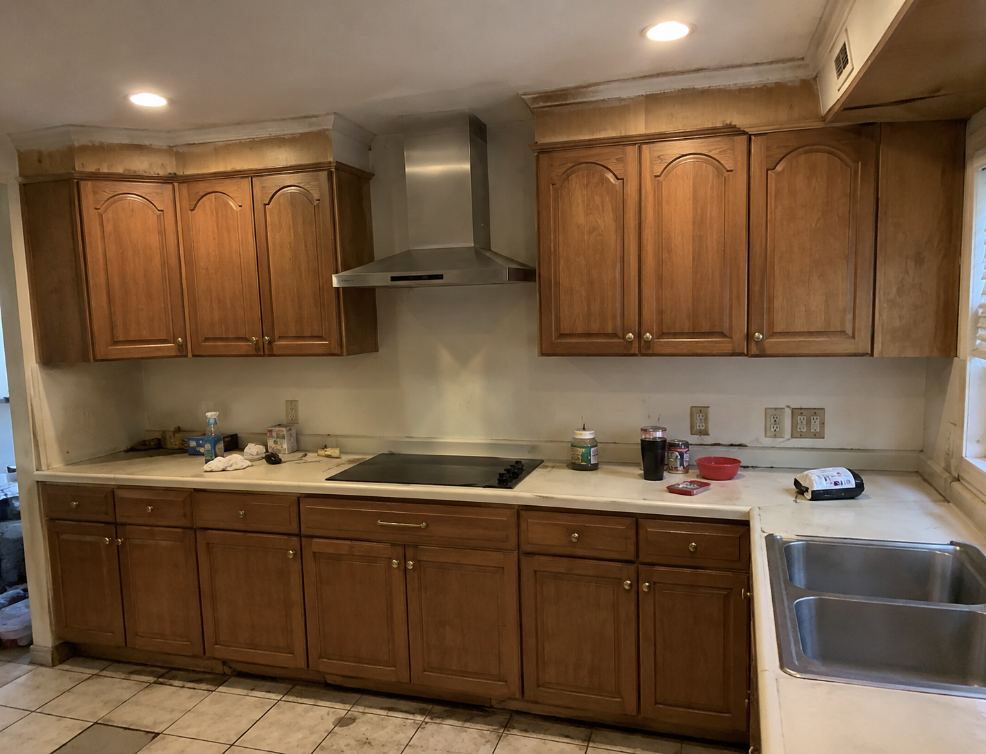 Before: outdated kitchen